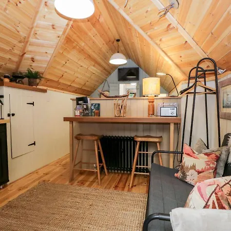 Oak Ferienhaus *